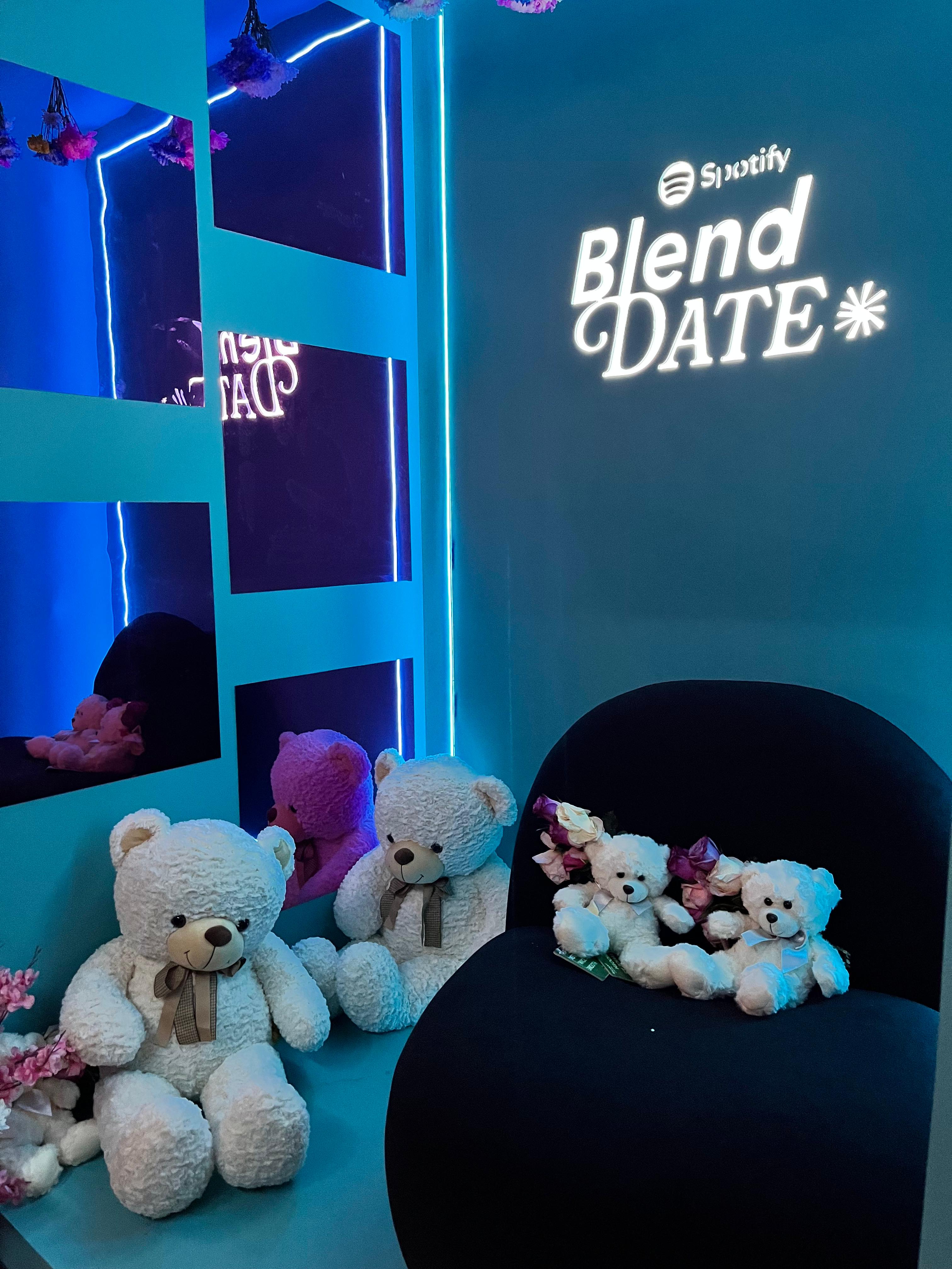 Blend Date 1st Wave